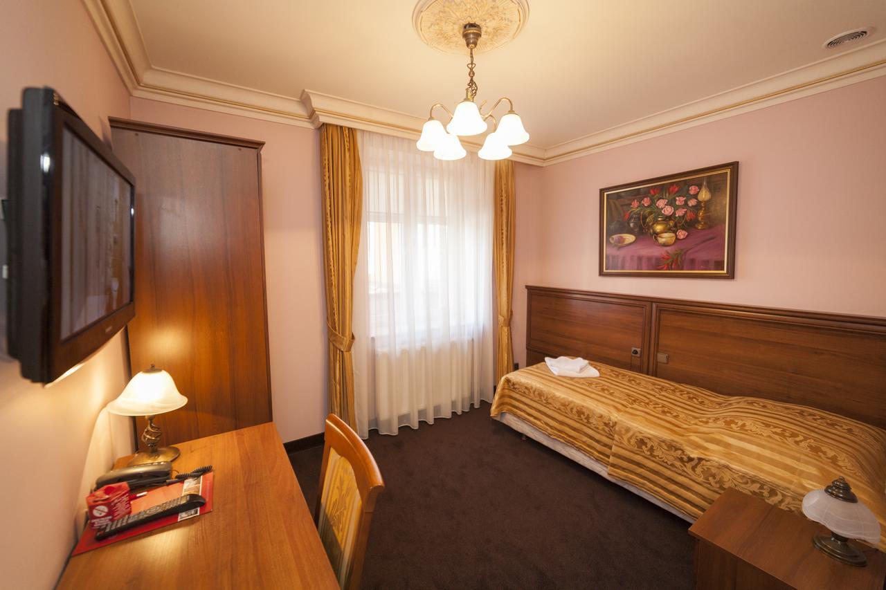 Hotel Przy Mlynie Rybnik  Exterior foto