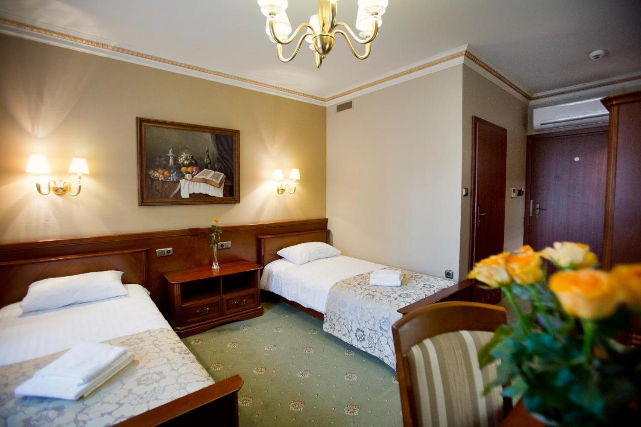 Hotel Przy Mlynie Rybnik  Exterior foto